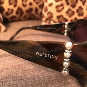 Vintage Valentino sunglasses